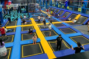 Super Trampoline Park